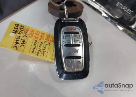 2017 Chrysler Pacifica Touring from USA, damaged, VIN 2C4RC1DG5HR595599